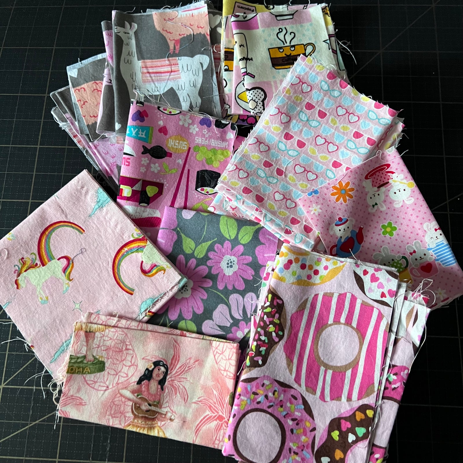 Pink Fabric Scrap Bundle No. 5 - 10.9 oz.